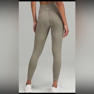 Lululemon Wunder Train High-Rise Tight 25" Thread Dye Rover Black Size 6